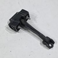 Ограничитель двери задний  Opel Astra 3 поколение (H), 2004 - 2011