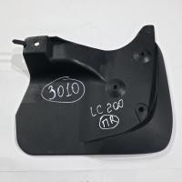 Брызговик передний правый Toyota Land Cruiser 11 поколение (J200), 2007 - 2021
