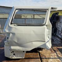 Четверть Toyota Alphard 1 поколение (H10), 2002 - 2008