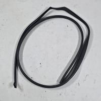 Уплотнитель кузова  левый Opel Astra 3 поколение (H), 2004 - 2011