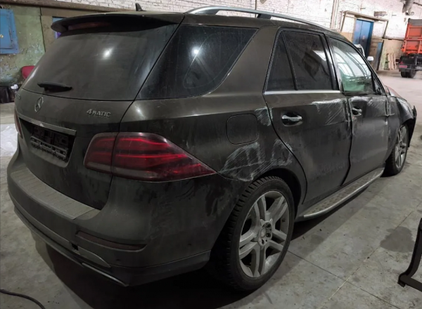 Донор Mercedes-Benz GLE-Class 1 поколение (W166), 2015 - 2018