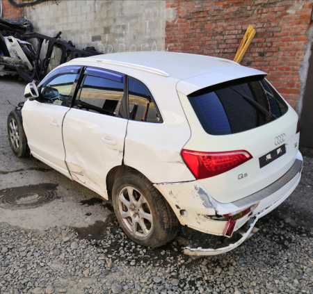 Донор Audi Q5 1 поколение (8R), 2008 - 2017