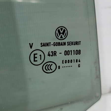 Форточка задний левый Volkswagen Touran 1 поколение (1T), 2003 - 2015