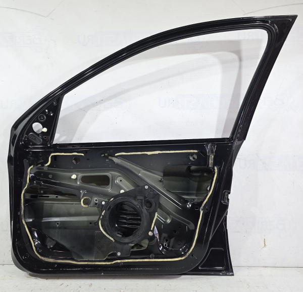 Дверь передний правый Peugeot 206 1 поколение, 1998 - 2012
