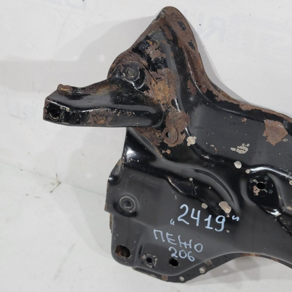 Подрамник  Peugeot 206 1 поколение, 1998 - 2012