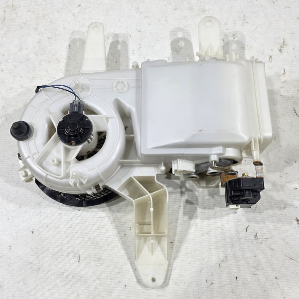 Корпус печки Lexus LX470 2 поколение (J100), 1998 - 2007