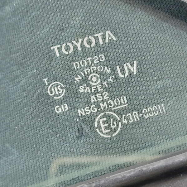 Форточка задний правый Toyota Camry 7 поколение (XV40), 2006 - 2011