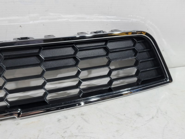 Решетка радиатора Chevrolet Aveo 2 поколение (T300), 2011 - 2015
