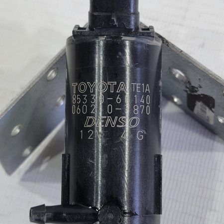 Насос стеклоомывателя Toyota Alphard 1 поколение (H10), 2002 - 2008