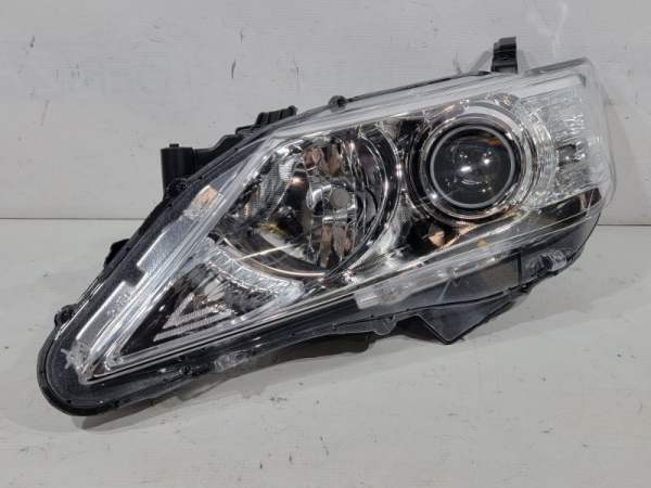 Фара левый Toyota Camry 8 поколение (XV50, XV55), 2011 - 2018