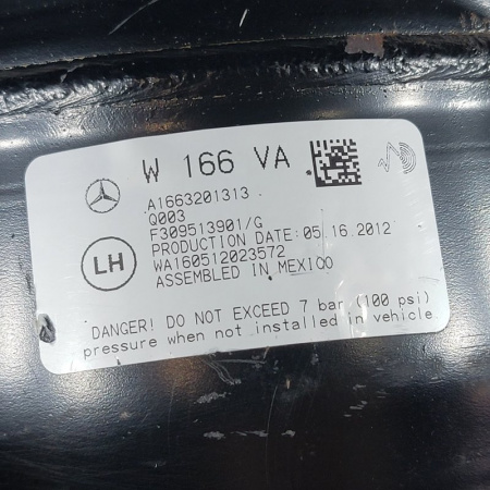 Амортизатор передний левый Mercedes-Benz M-Class 3 поколение (W166), 2011 - 2015