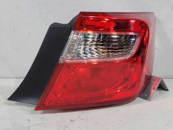 Фонарь правый Toyota Camry 8 поколение (XV50, XV55), 2011 - 2018