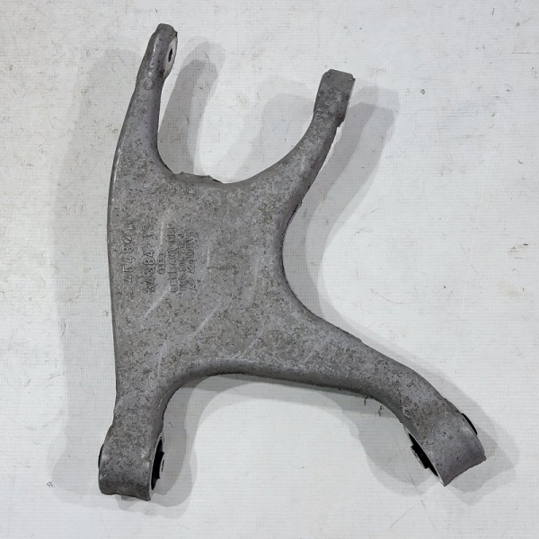 Рычаг задний правый Audi A6 4 поколение (C7), 2010 - 2018