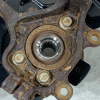 Поворотный кулак передний левый Nissan Tiida 1 поколение (C11), 2004 - 2014
