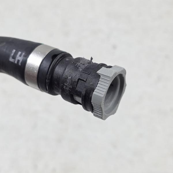 Патрубок отопителя Ford Focus 3 поколение (Mk 3), 2010 - 2019