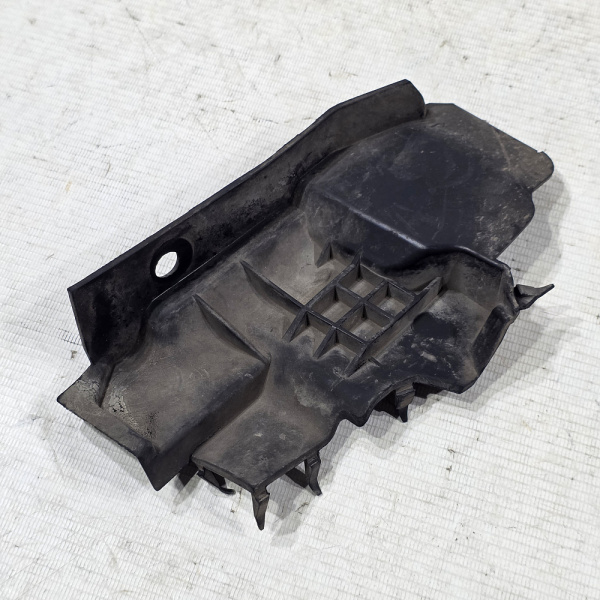 Уголок жабо Mitsubishi Lancer 10 поколение (CY), 2007 - 2016