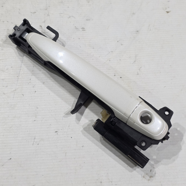 Ручка двери Toyota Alphard 1 поколение (H10), 2002 - 2008 передний правый