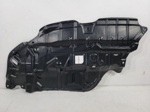 Пыльник бампера передний левый Toyota Camry 8 поколение (XV50, XV55), 2011 - 2018